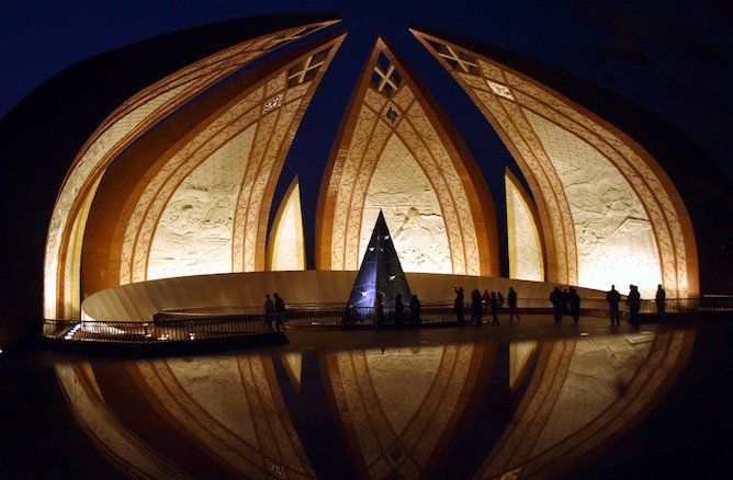 3 pakistan monument